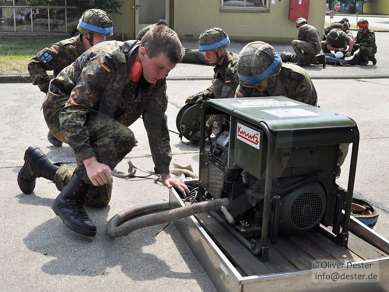 100626_121400_01_bundeswehr_germersheim_dester.jpg