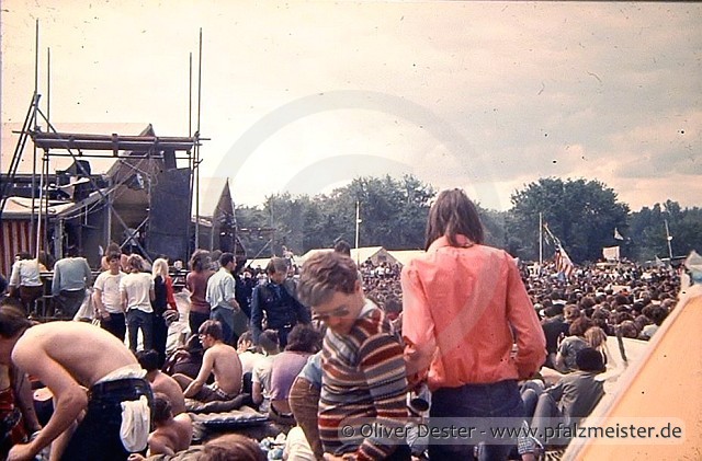 british_rock_meeting_germersheim_1972_17.jpg